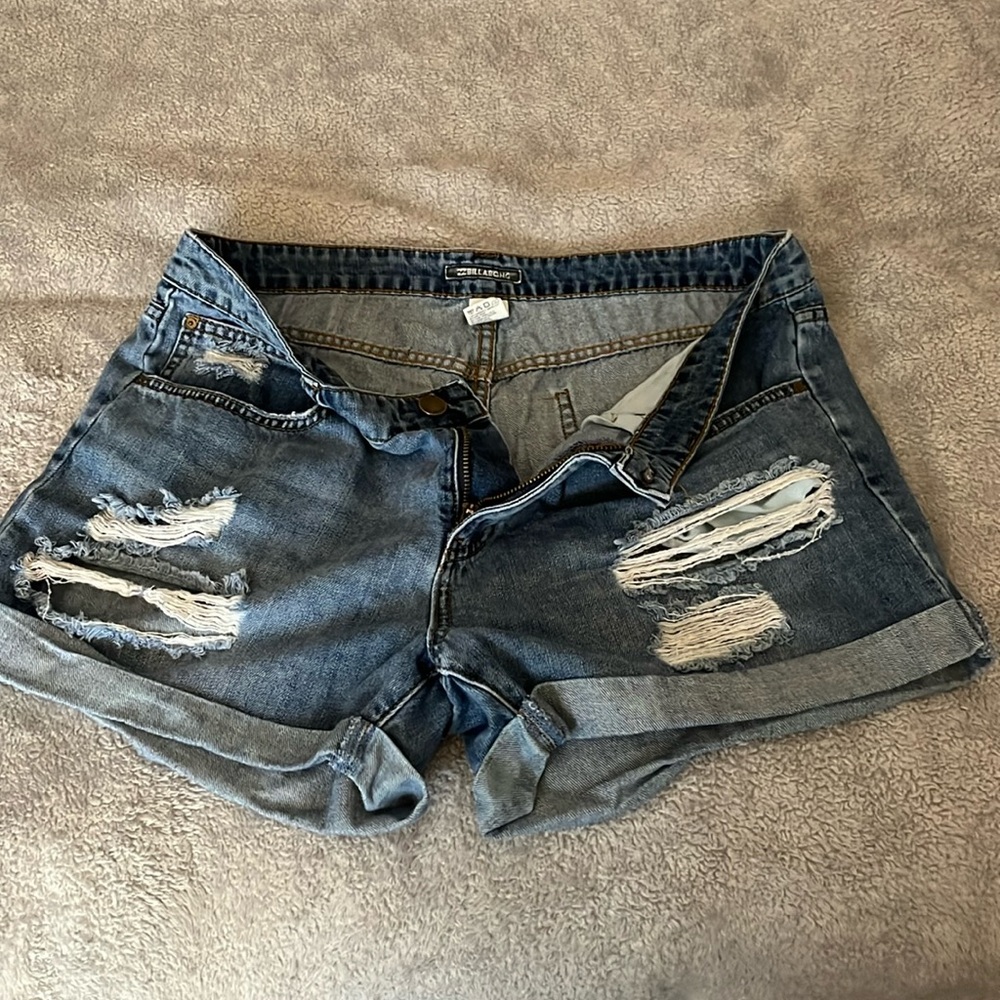 Billabong denim shorts size 31